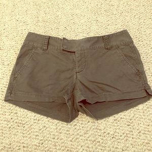Hunter Green Express Shorts w 4 Pockets.